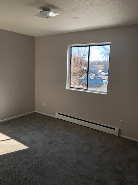 Photo - Tradewinds Apartments