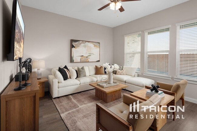 Photo - 309 Northall Ct