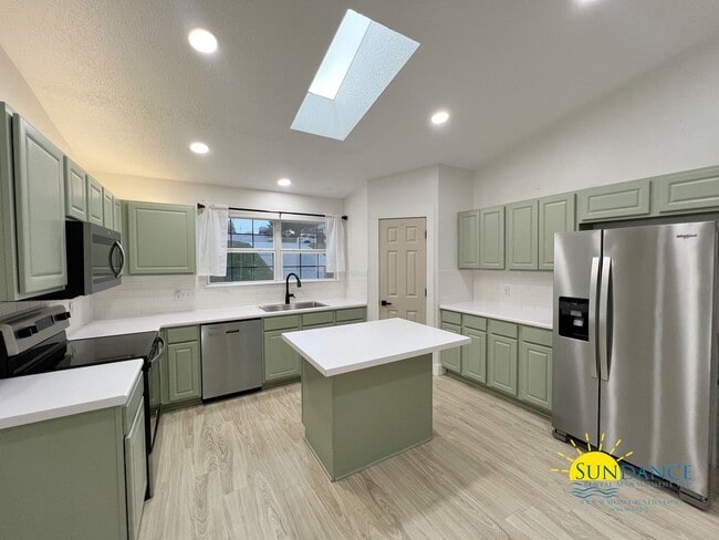 Photo - Charming 3-Bedroom + Office Home in Crestview, Prime Location Near I-10 & FL-85!