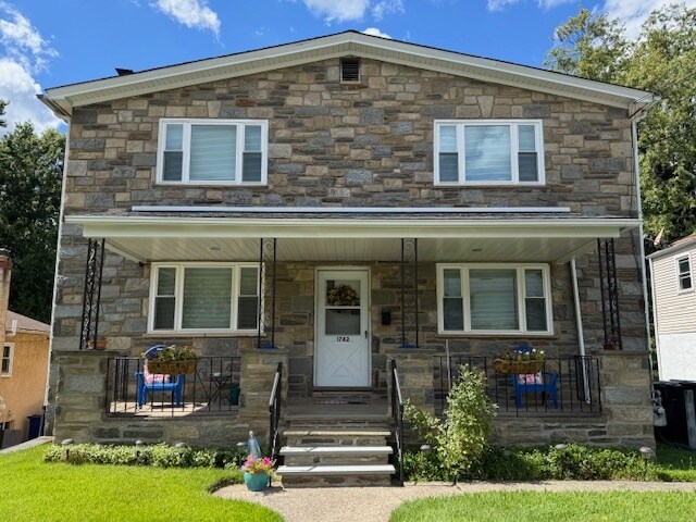 Building Photo - 1782 Rockwell Rd Rental