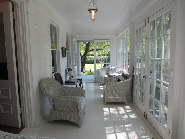 Photo - 185 Davids Ln