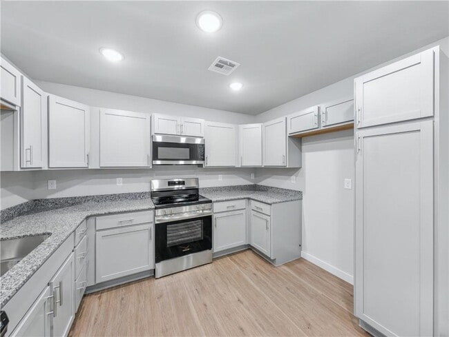 Photo - 6307 NW Kathleen St