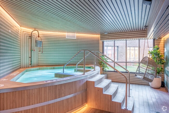 Whirlpool Room