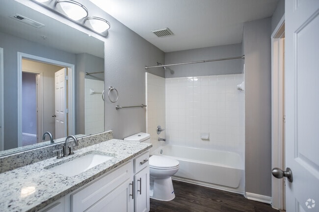 1 BR, 1 BA - The Humber