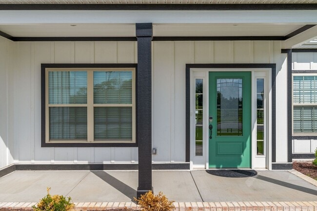 Photo - 207 Jesse Dr