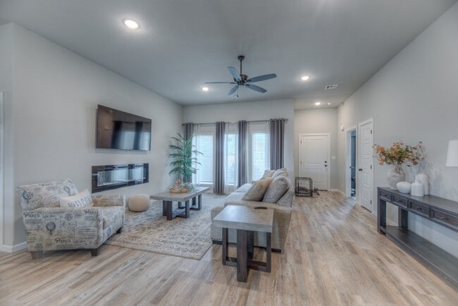 Photo - 1422 E 149th Pl S