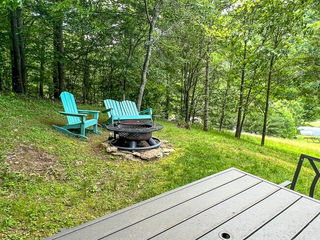 Photo - 2408 Todd Railroad Grade Rd