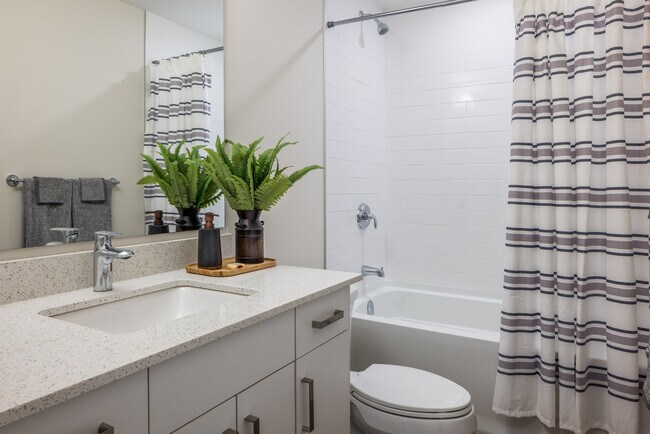 Photo - River's Edge Apartments