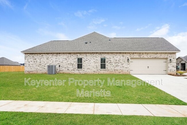 Photo - 205 Emberwood Way