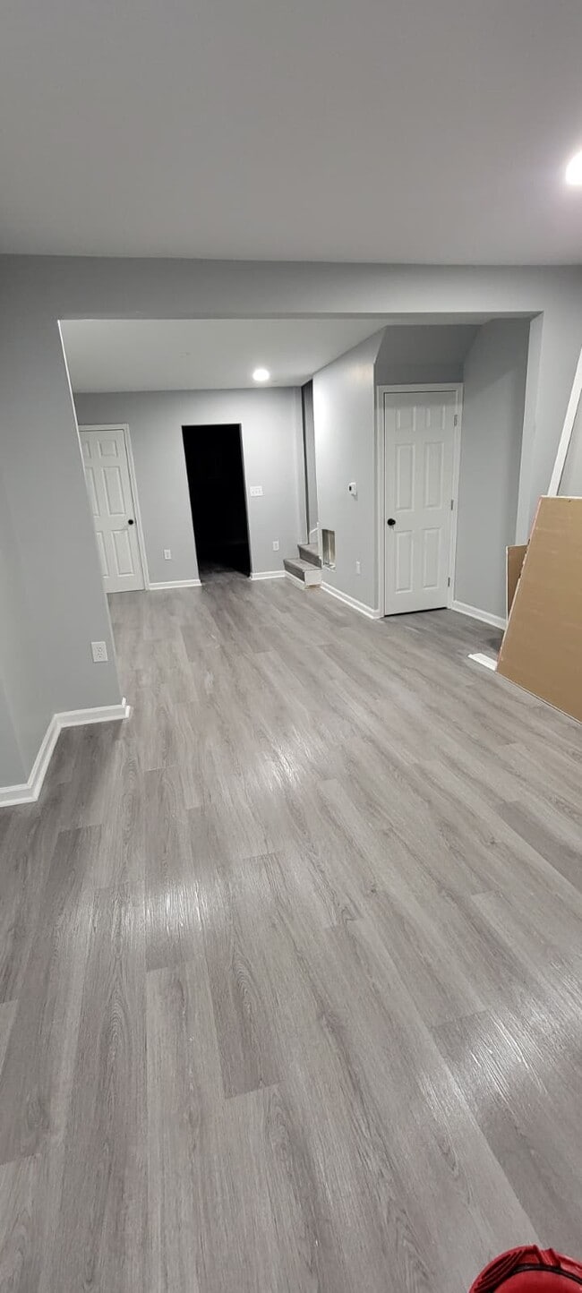 Living Room - 516 George St