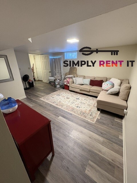 Building Photo - 6 Bedroom House on Campus, August 1st