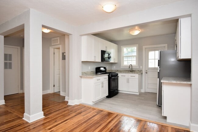 Photo - Third Avenue Apartments