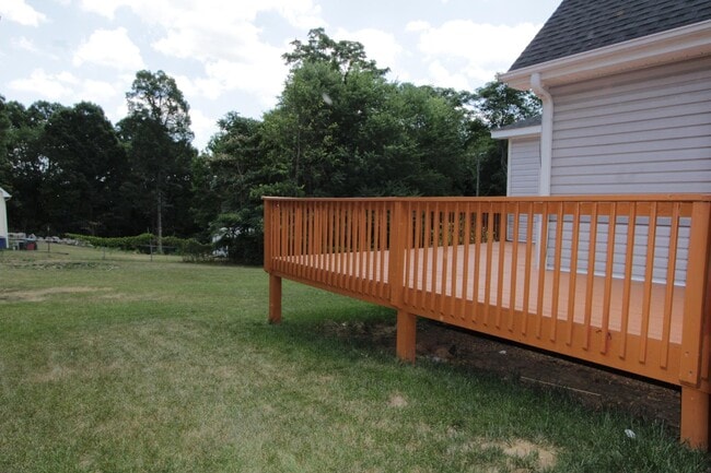 Photo - 3516 Delane Dr NE