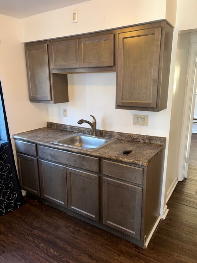 Photo - 2613 Chesterfield Ct