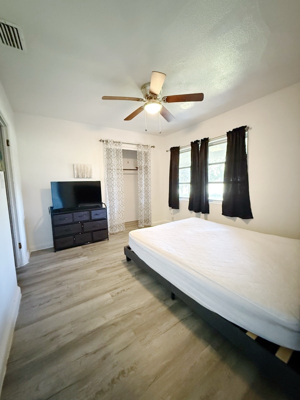 Photo - 9604 4th Ave