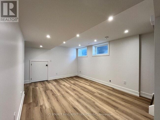 Photo - 7 Turnbull Rd