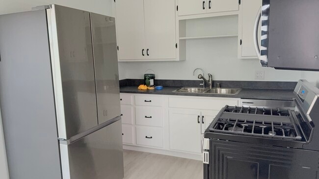 Área de cocina - 3922 Monroe Ave Unidad 3922 Monroe