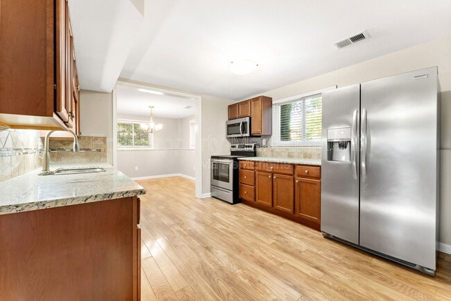 Photo - 1225 Fairground St