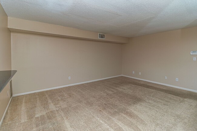 Photo - 2 BR, 2.5 BA Townhouse close to SJAFB! Newly renovated!
