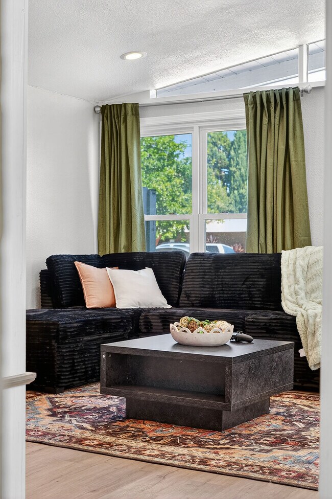 Photo - 1004 Airport Blvd Unit ID1337875P