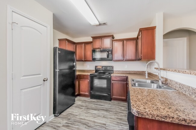 Photo - 5907 Treasure Cove Rd