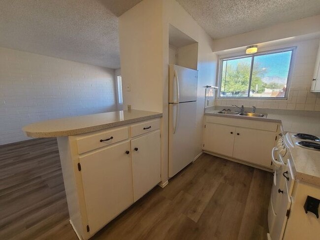 Photo - Charming 1 bedroom 1 bathroom