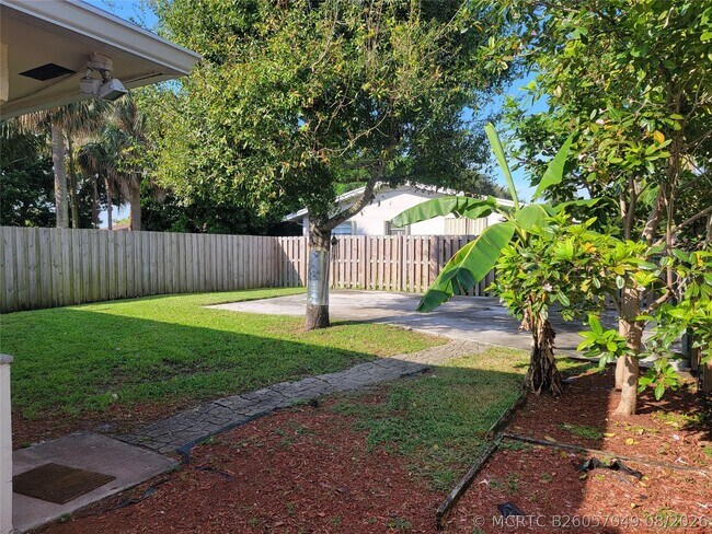 Photo - 1601 SW 1st Terrace Unit 1