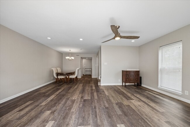 Photo - 401 Bendwood Dr Unit 35