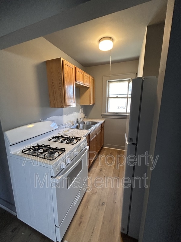 Photo - 1534 3rd Ave SE