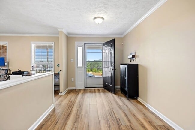 Photo - 5224 Miranda Dr