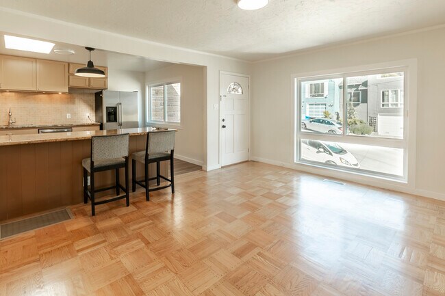 Photo - 316 Bridgeview Dr