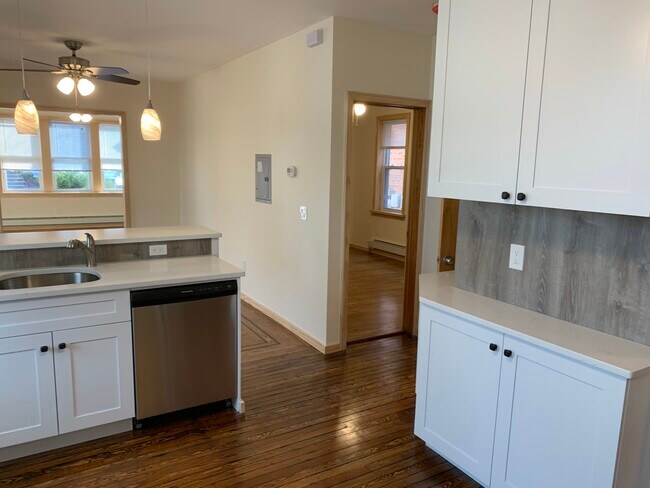 Photo - 580 Gregory Ave Unit 1