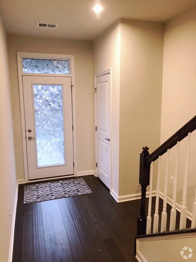 Building Photo - 43435 Apple Orchard Square Rental