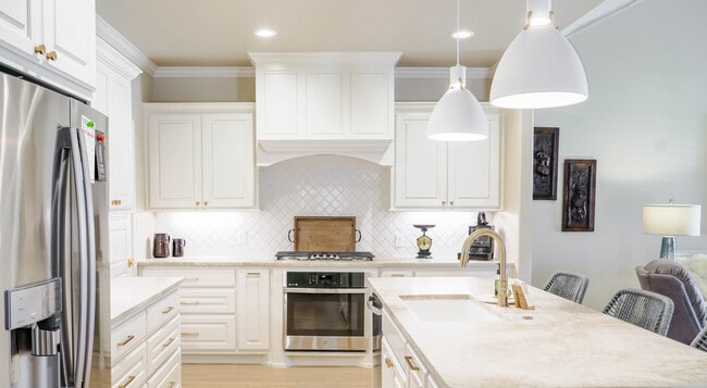 Photo - English Townhomes