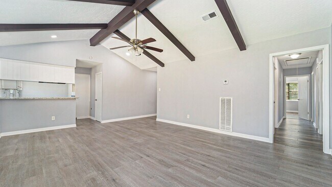 Photo - 3008 Columbia St