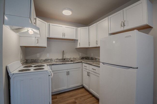 Photo - 133 N Main St Unidad 2
