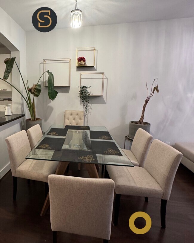 Photo - 7428 Byrnepark Walk Unit 202