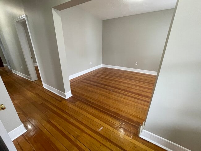 46 Wildwood St Unit 2