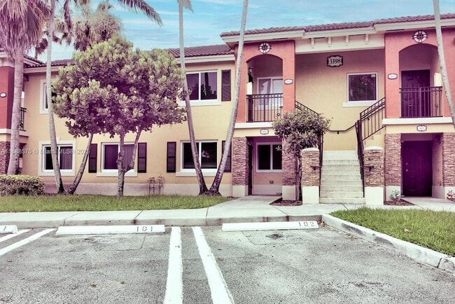 Photo - 3398 NE 9th Dr Unit 102