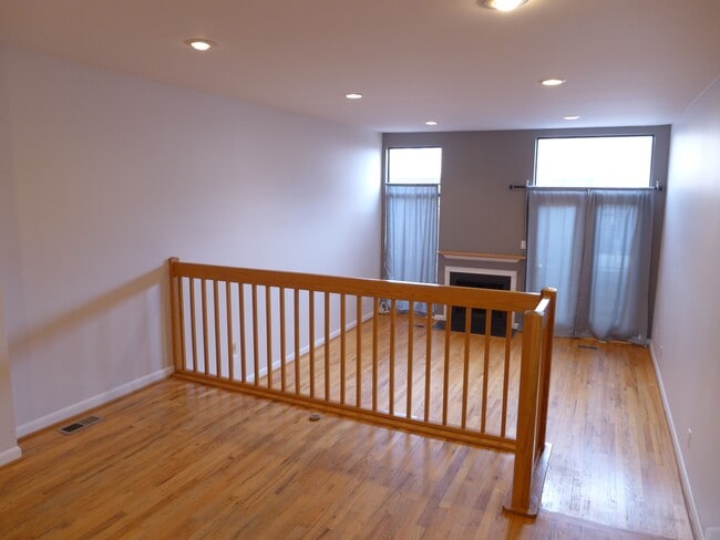 Photo - 713 S Hanover St