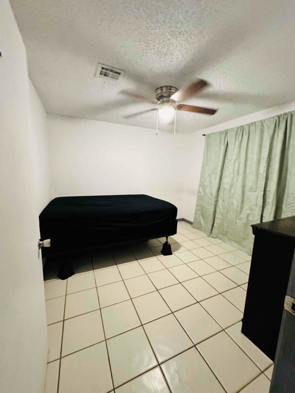 Photo - 4834 SE Brown St