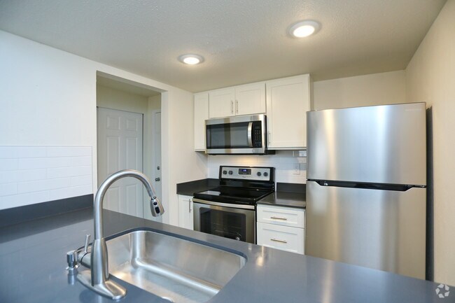 Photo - The Peaks Apartment Homes