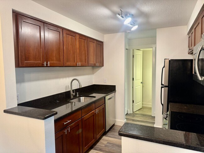 Photo - Redmond Townhouse