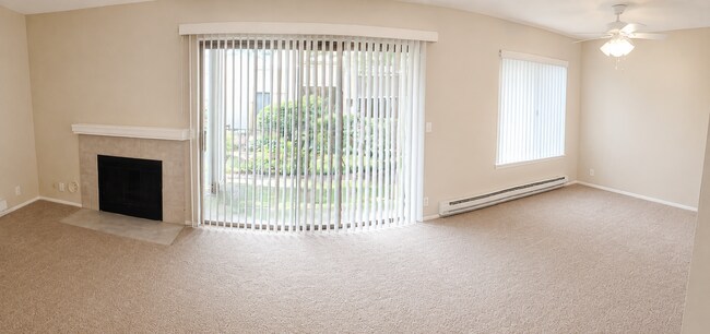 Photo - Woodlake Apartments