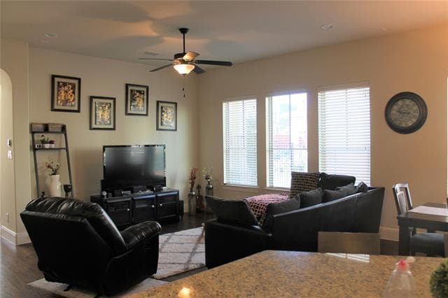 Photo - 328 Loma Alta Dr