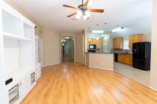 Photo - 16123 Hitching Post Ct