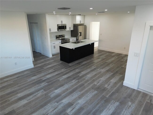 Photo - 2600 NW 108th St