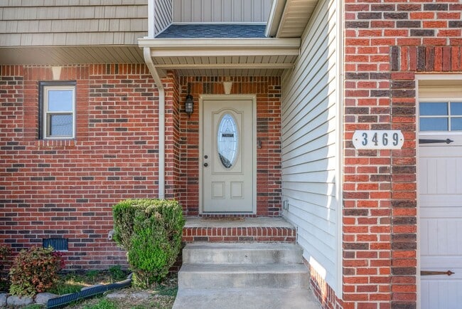 Photo - 3469 Bradfield Dr