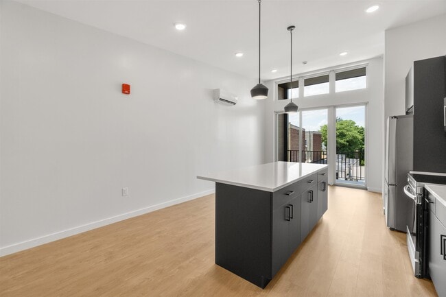 Photo - 952 Broadway Unit 301F