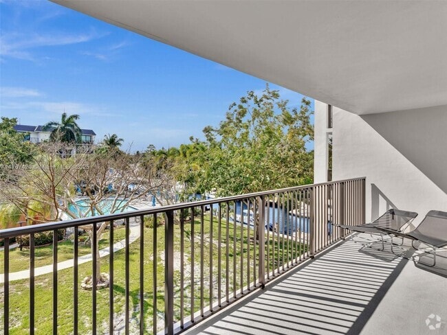 Building Photo - 1101 River Reach Dr Unit 302 Rental